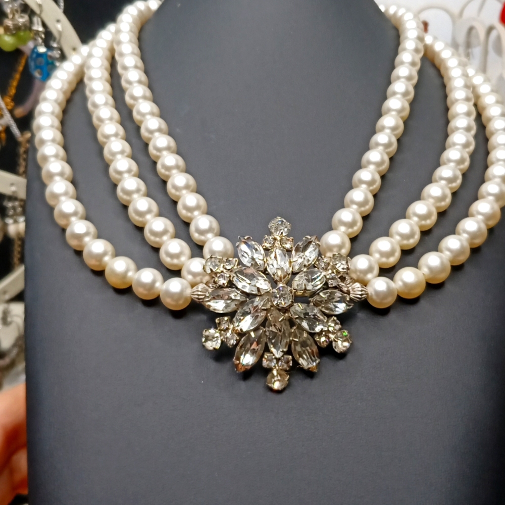 Unique handcrafted vintage up-cycle pearl necklace